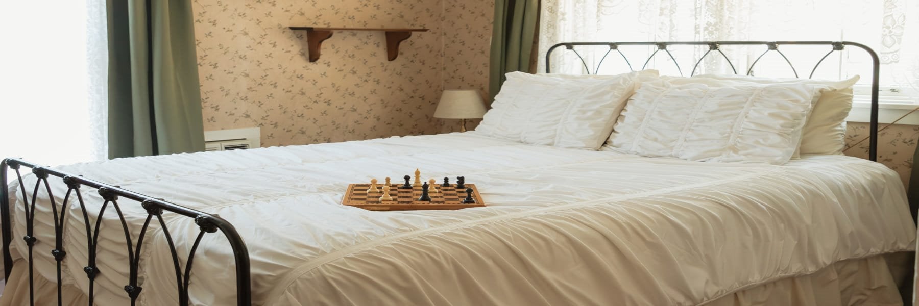 Accommodations at Julian Gold Rush Hotel, Julian, California