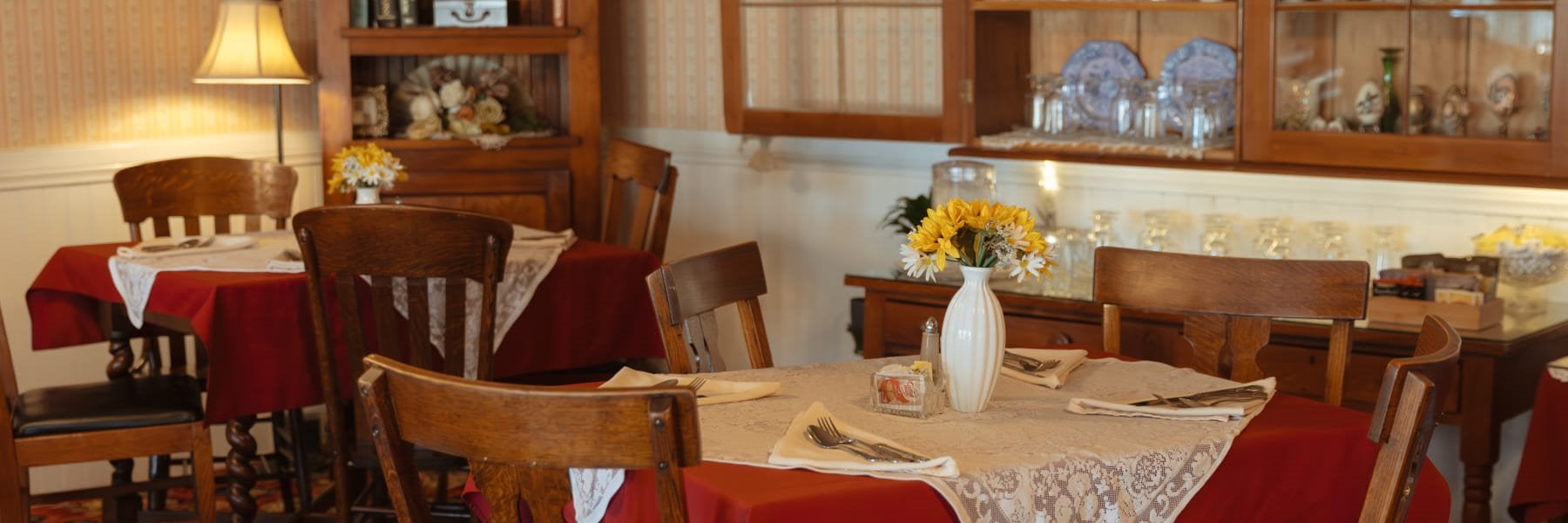 Dining Hero at Julian Gold Rush Hotel, Julian, California